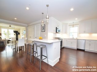 41 Wenham St UNIT 2, Jamaica Plain, MA 02130