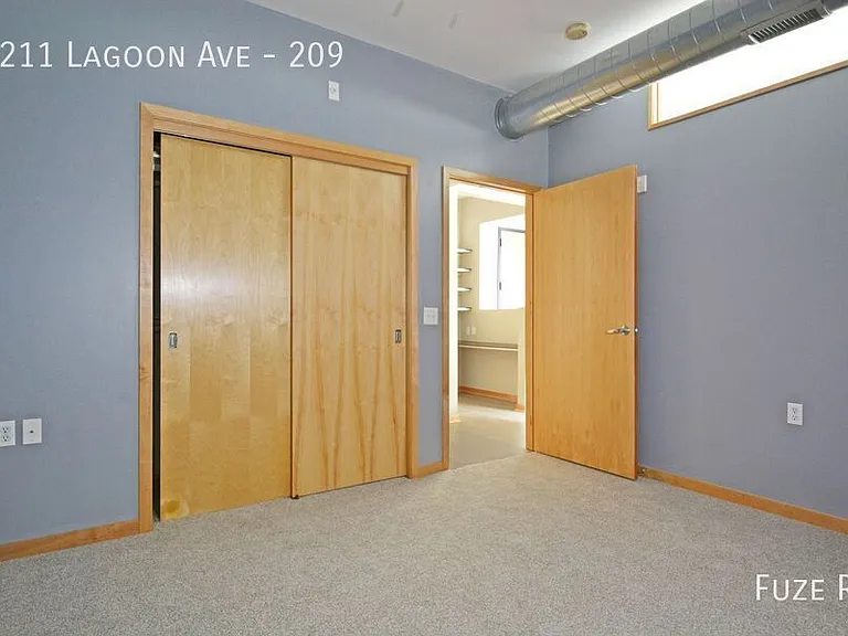 1211 Lagoon Ave #209 — Photo 10