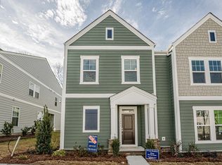 1001 Lyndon Station Dr, Pineville, NC 28134