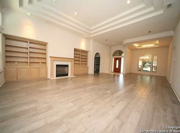 3rd image of 2006 Elm Crst