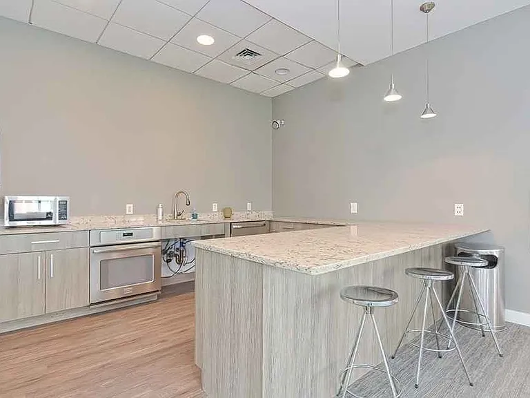 1 Cityview Ln #205 — Photo 26