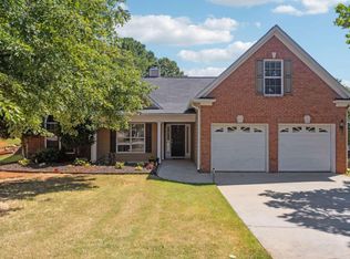 881 Charles Hall Dr, Dacula, GA 30019