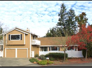 824 Vistamont Ct, Santa Rosa, CA 95409