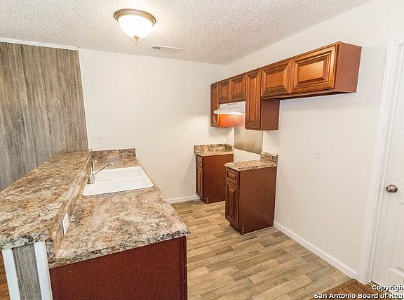 5th image of 7307 Glen Hts