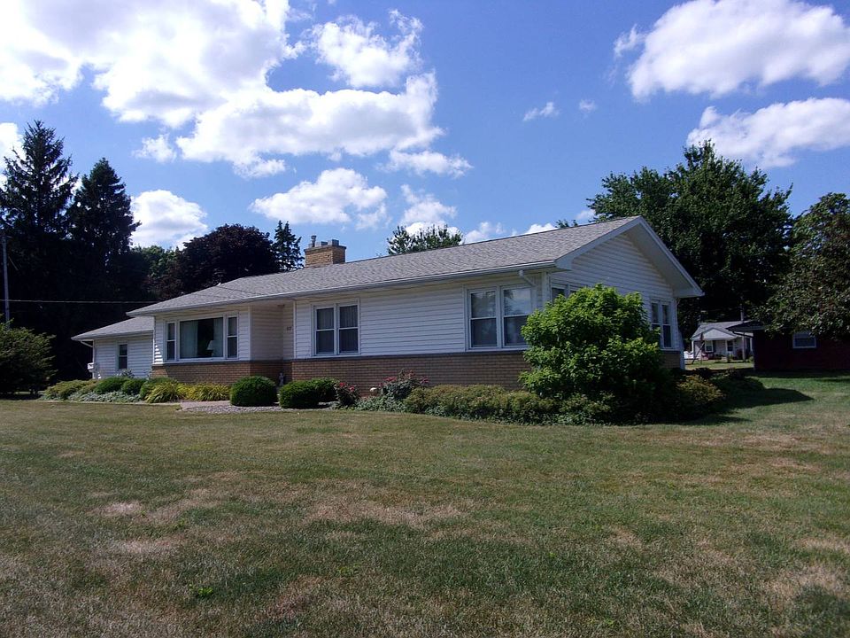 1st image of 517 W Clinton St