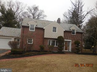14 Fenwick Dr, Penns Grove, NJ 08069