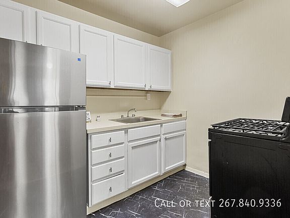 5th image of 4020 Livingston Rd SE #305F