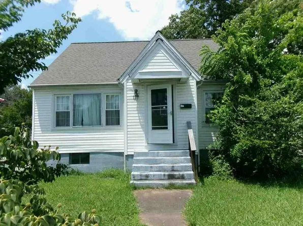 2627 Adams St, Paducah, KY 42003