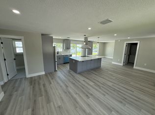 2103 W Vina Del Mar Blvd, Saint Pete Beach, FL 33706