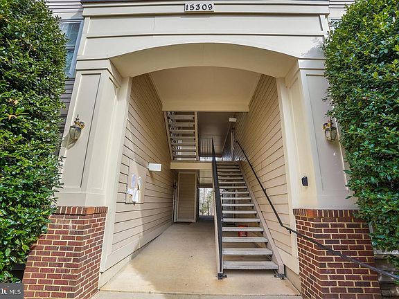 4th image of 15309 Diamond Cove Ter #5-O