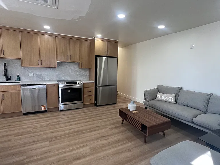 1410 Federal Ave #1412 — Photo 4