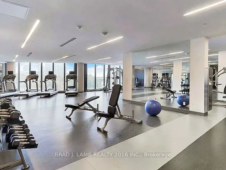51 E Liberty St #2211 — Photo 14