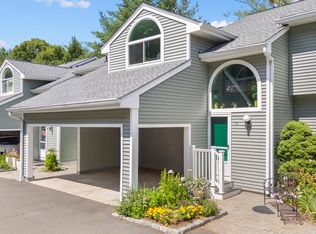 24 Glen Rdg #24, Wilton, CT 06897