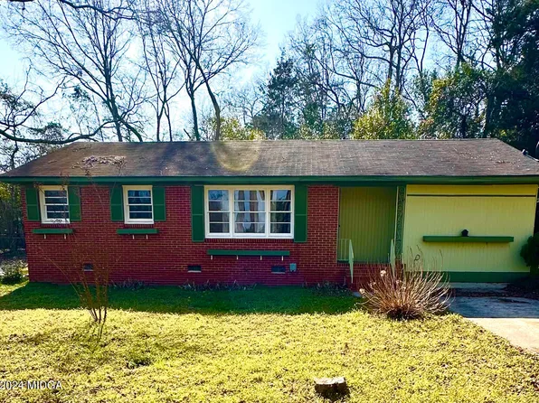 94 Lakeview Dr, Roberta, GA 31078