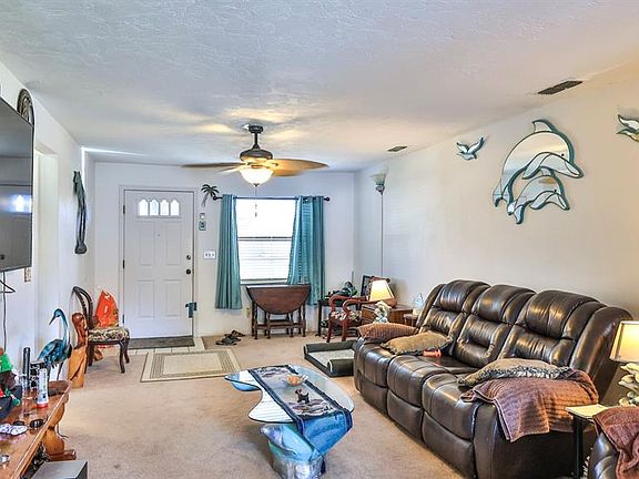 5th image of 418 FALCON AVENUE