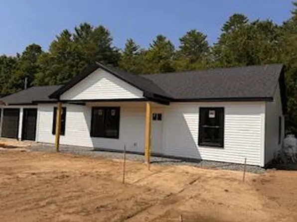 21 Sunnybrook Farm Road, Bridgton, ME 04009