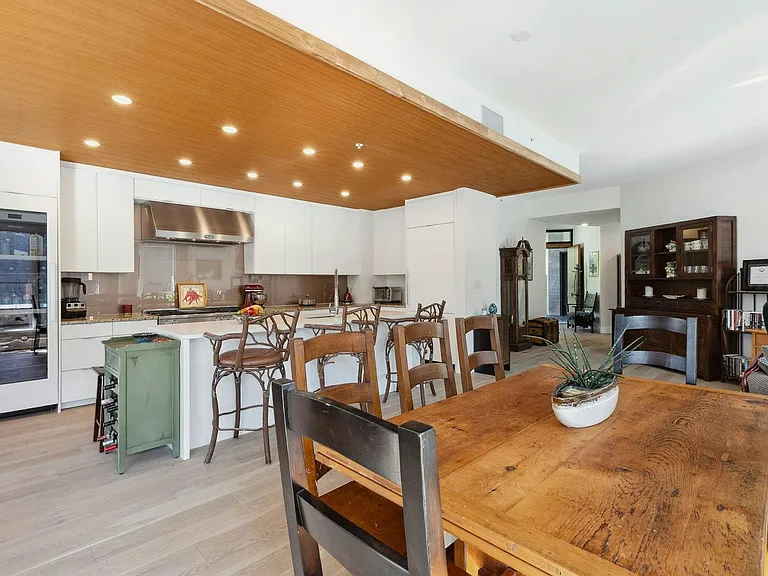 6687 Nelson Ave #703 — Photo 8
