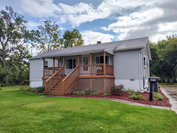 1236 Wellington St, Bay City, MI 48706
