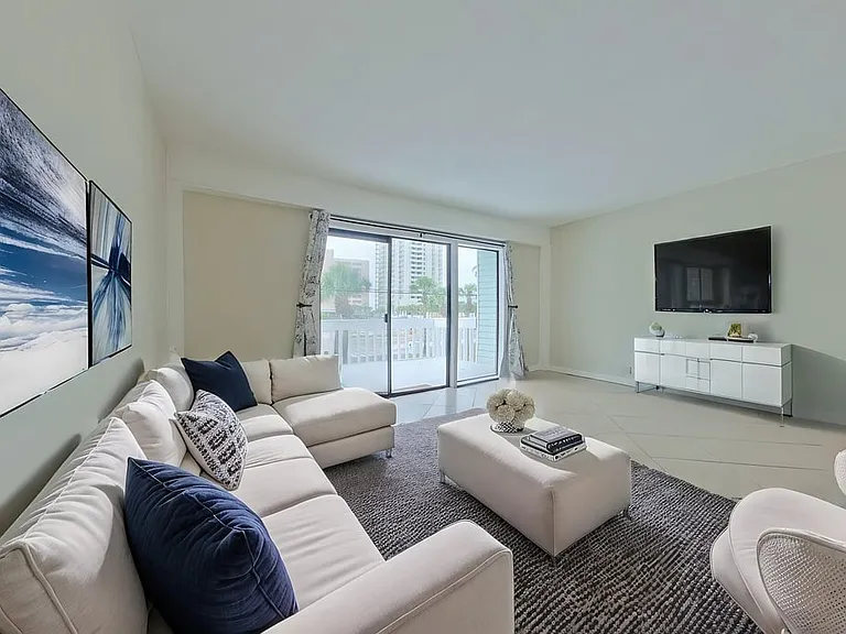 8522 Gulf Blvd #4 — Photo 3