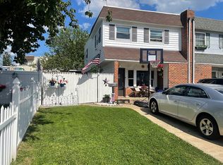 12211 Rambler Rd, Philadelphia, PA 19154