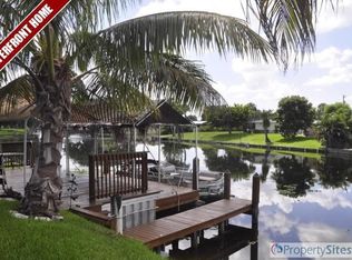 1913 Terrace Dr E, Lake Worth, FL 33460