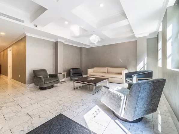 227 East 67th Street image 18 of 18