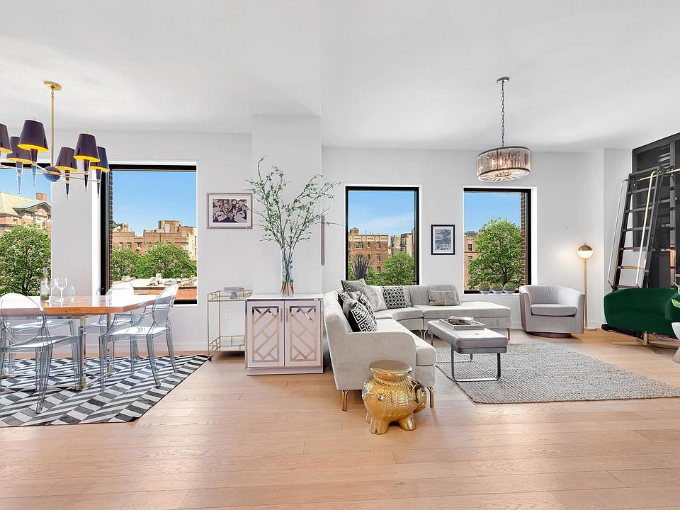1st image of 100 Barrow St #6D