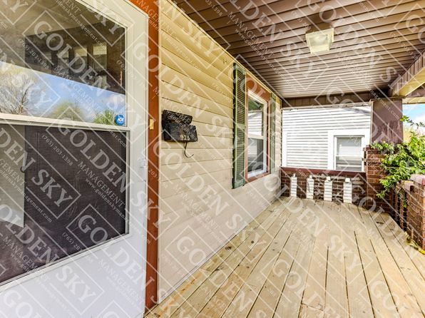 1423 S Ebright St, Muncie, IN 47302