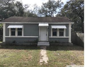1609 E Linden Ave, Tampa, FL 33604