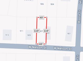 907 W Nelson St, Longview, TX 75601