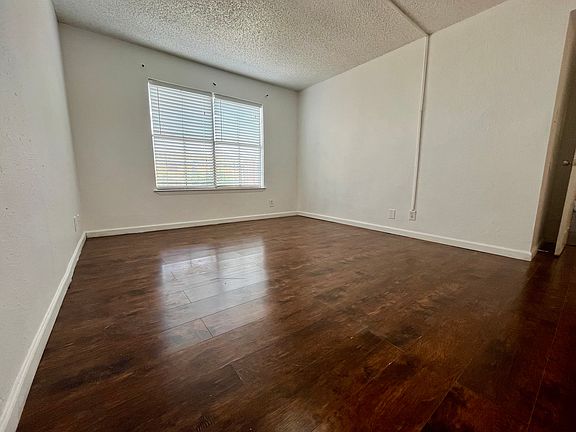 4th image of 4700 Boulder Dr #Dr703