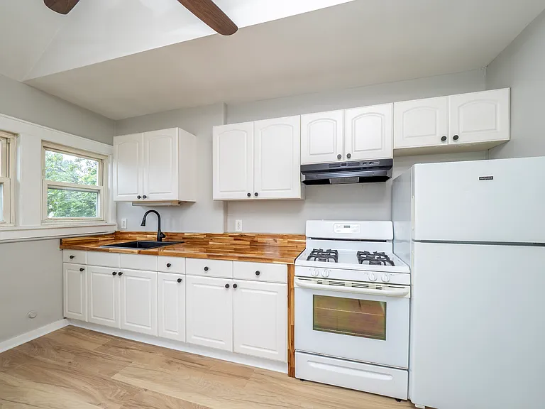 33 Seaview Ave #3A — Photo 8