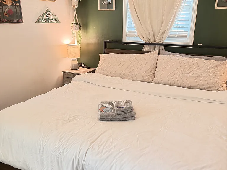 Vanguard Cir SW — Photo 41