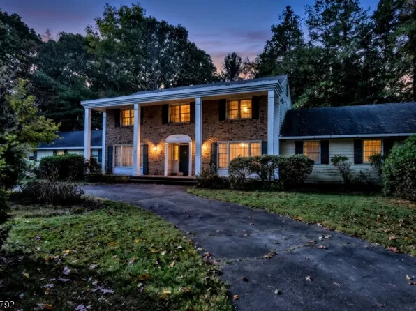 980 Franklin Lake Rd, Franklin Lakes Boro, NJ 07417
