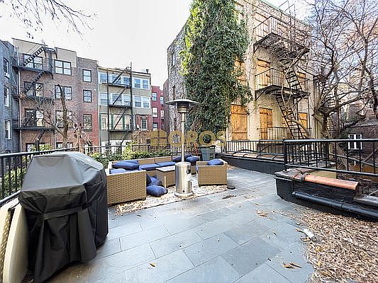 1st image of 510 E 11th St APT 1