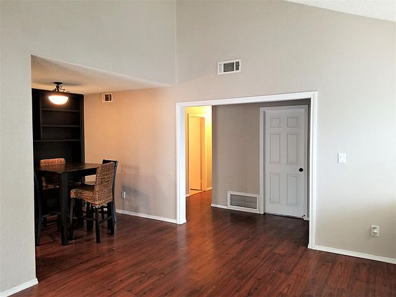 5th image of 12871 Forest Dr Unit H