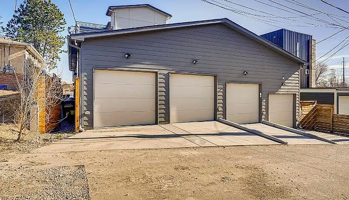 1285 Xavier St — Photo 25
