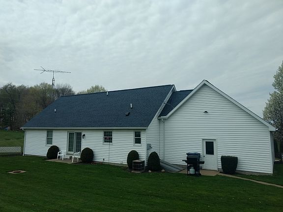 4th image of 998 Honey Creek Rd W