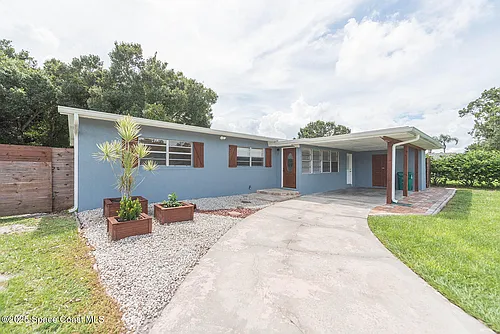 3235 Alice St Photo 1