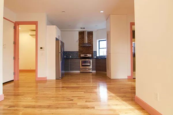 Rented by Nooklyn NYC LLC | media 39