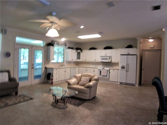 3rd image of 10881 Palmetto Blvd