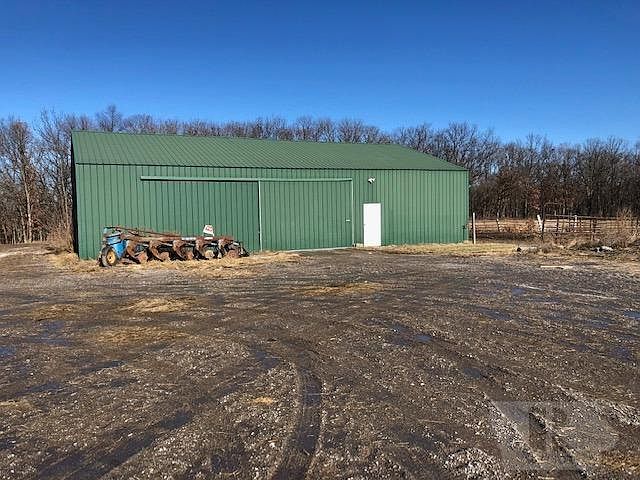 2nd image of 3532 Highway 218