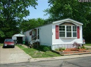 146 Paradise Blvd, Madison, OH 44057