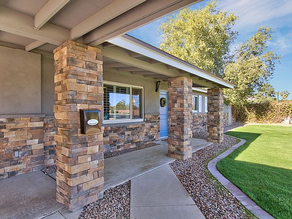 4th image of 3520 N 62nd Pl