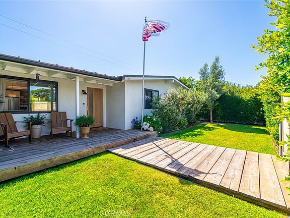 5th image of 271 Camellia Ln