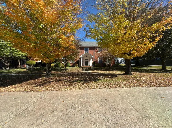 423 3rd Ave, Hinton, WV 25951