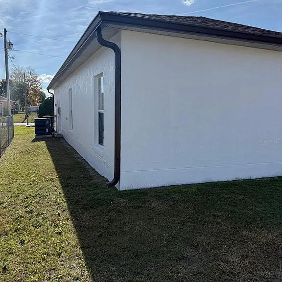315 Edgewood Ct — Photo 17