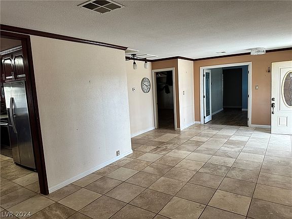 5th image of 4239 W Mardon Ave