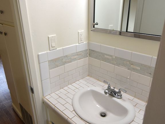 5th image of 1345 Teresita Dr