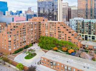 801 S Plymouth Ct APT 512, Chicago, IL 60605